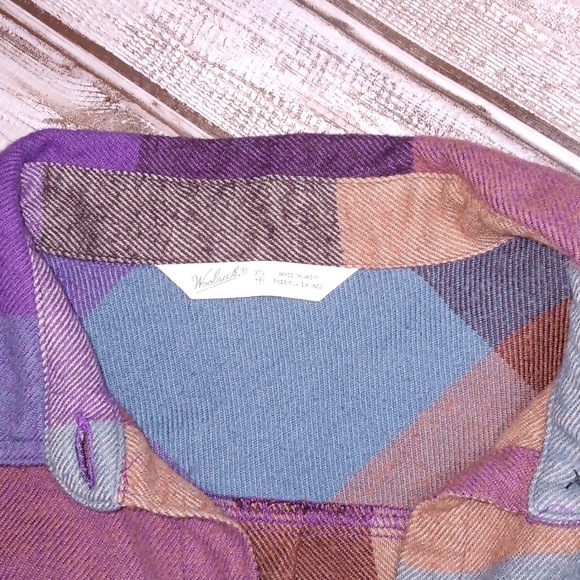 Ladies Woolrich Top - Picture 2 of 4